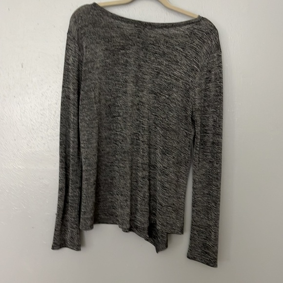 DKNY JEANS long sleeved top. Size XL - Picture 5 of 6